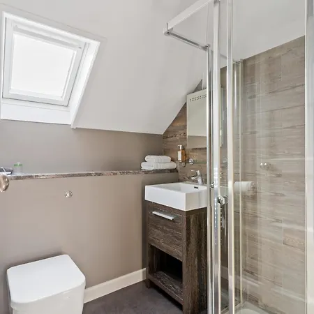Bay Guest house 4*